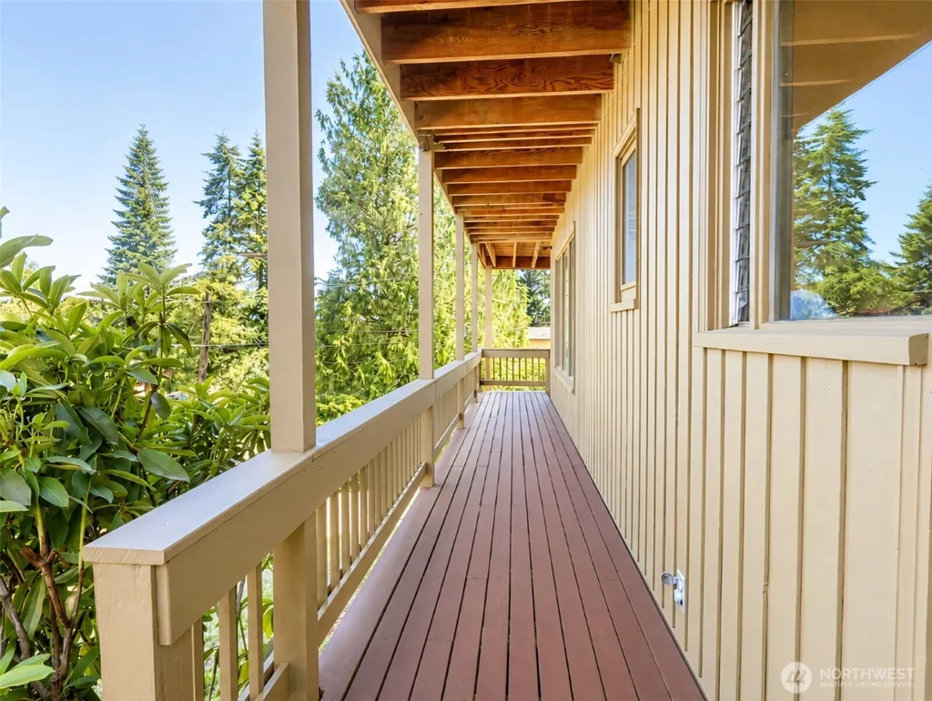 737 8th Avenue Aberdeen WA 98520