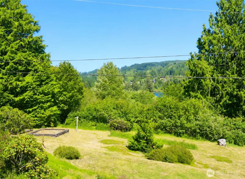 737 8th Avenue Aberdeen WA 98520
