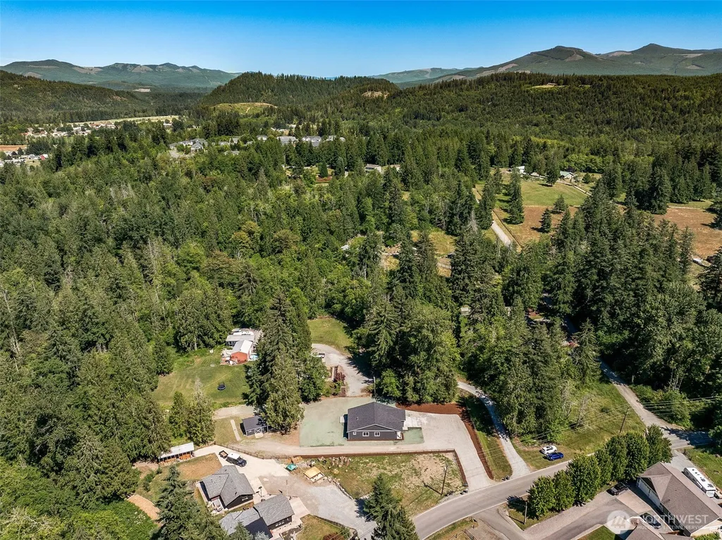 1202 Spiketon Road Buckley WA 98321