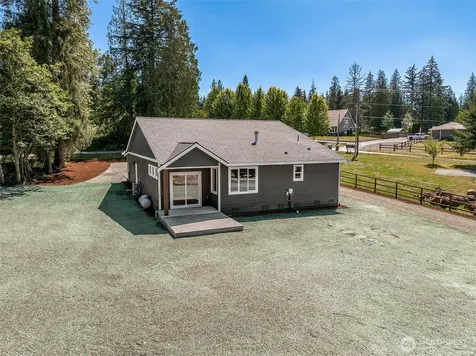 1202 Spiketon Road Buckley WA 98321
