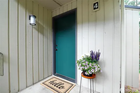 3517 109th Place NE Bellevue WA 98004