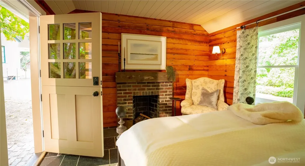 19680 Noll Road Poulsbo WA 98370