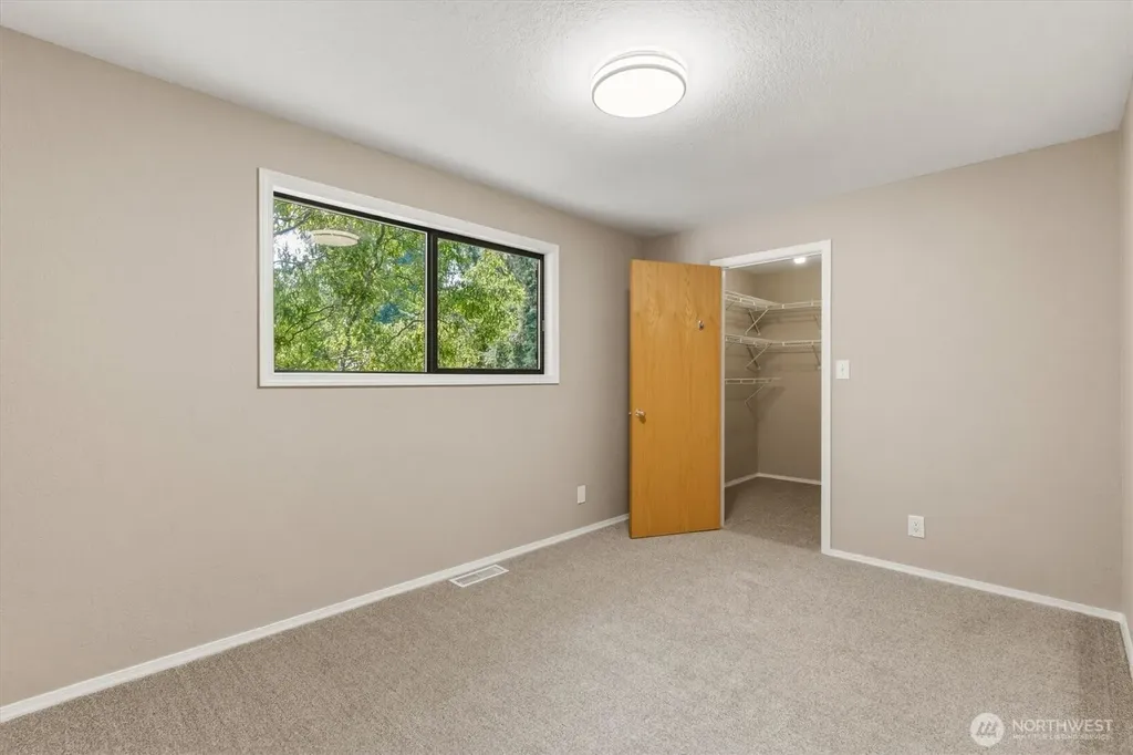 550 Ragland Longview WA 98632