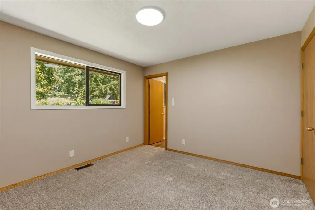 550 Ragland Longview WA 98632