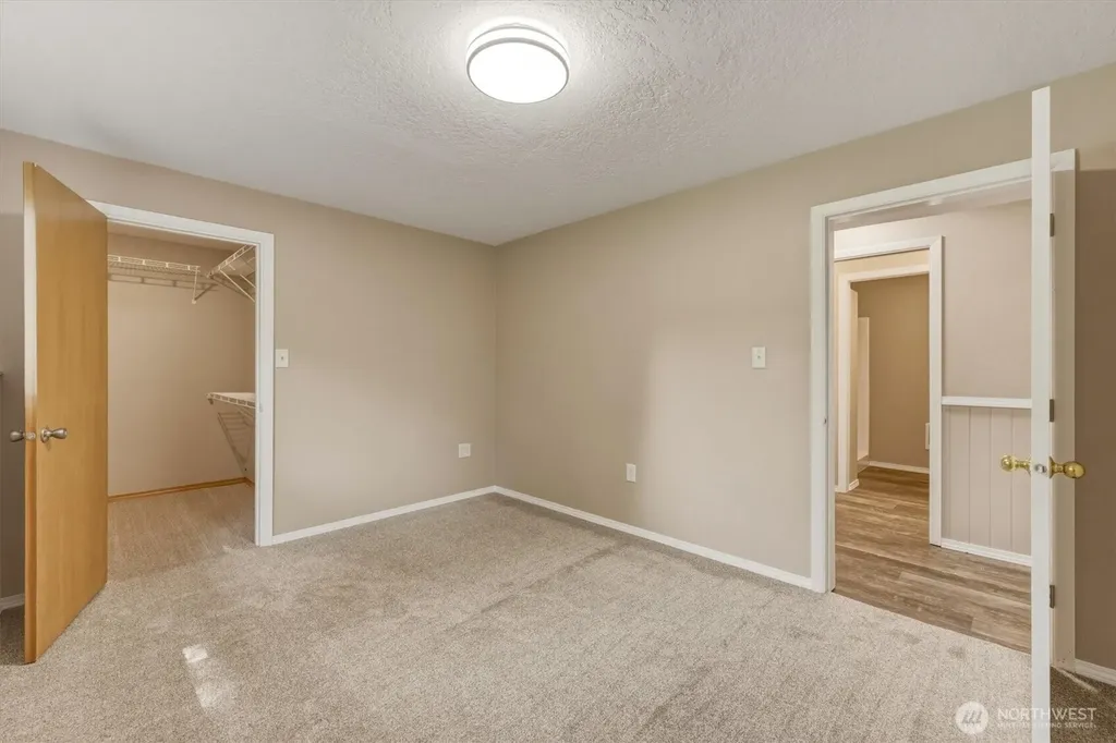550 Ragland Longview WA 98632