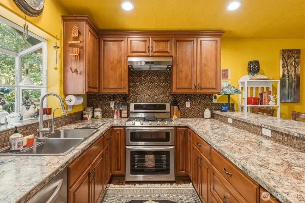 550 Ragland Longview WA 98632