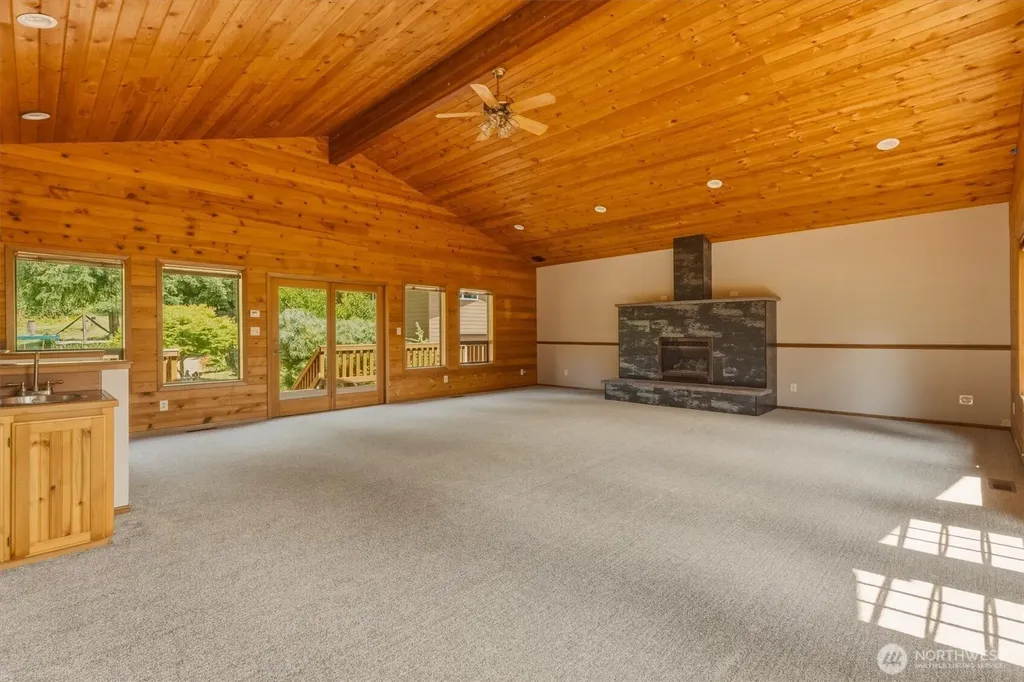 550 Ragland Longview WA 98632