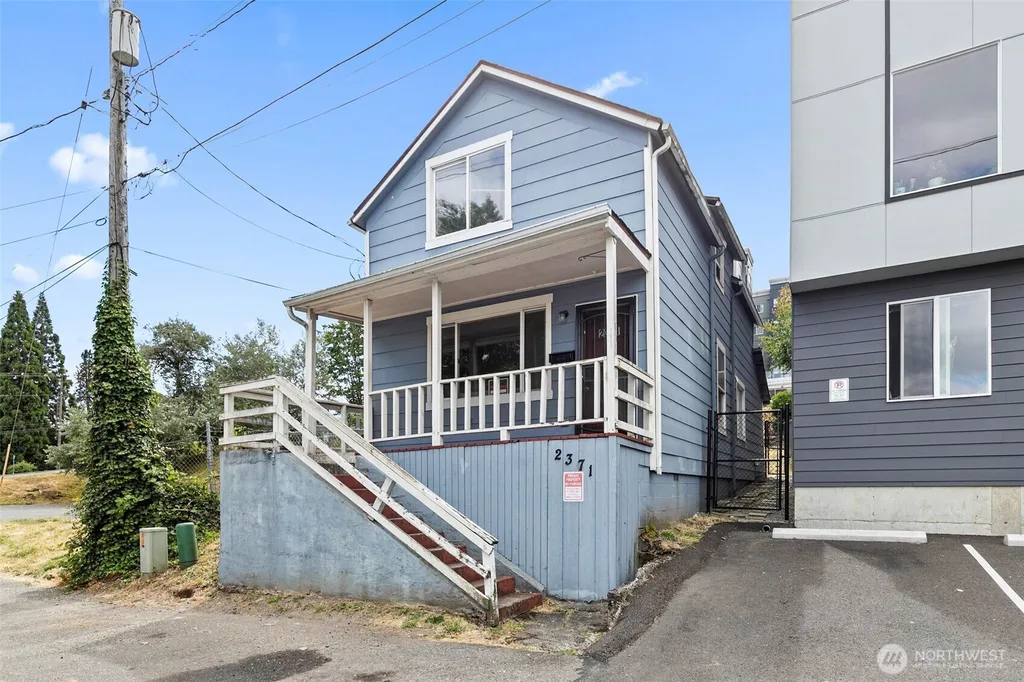 2371 S Yakima Avenue Tacoma WA 98405