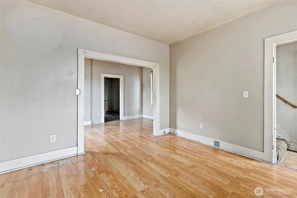 2371 S Yakima Avenue Tacoma WA 98405
