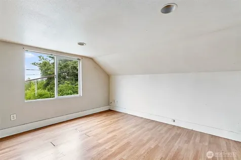 2371 S Yakima Avenue Tacoma WA 98405