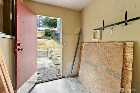 2371 S Yakima Avenue Tacoma WA 98405