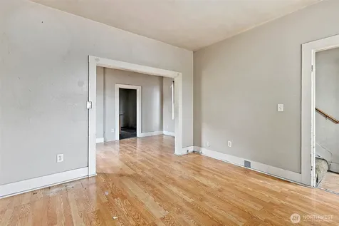 2371 S Yakima Avenue Tacoma WA 98405