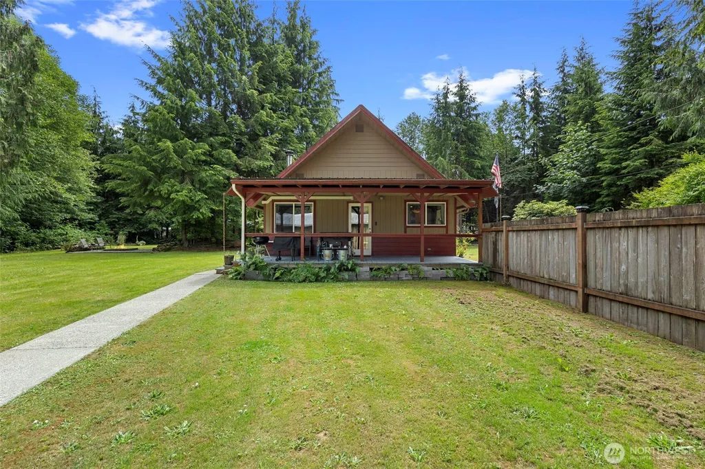 22205 S Forest Loop Granite Falls WA 98252