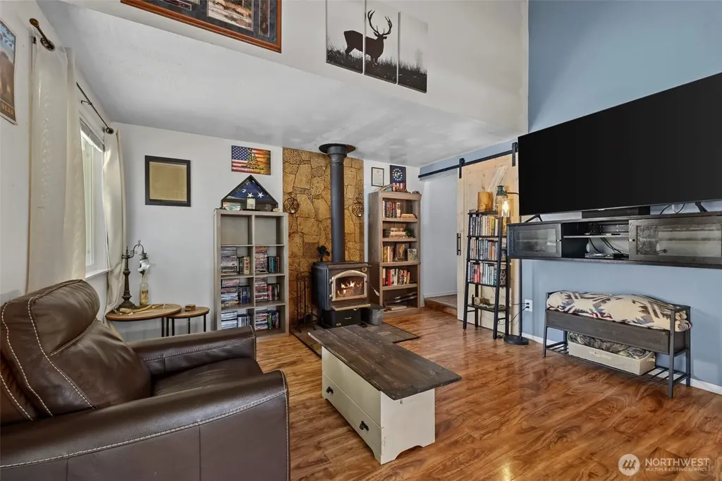 22205 S Forest Loop Granite Falls WA 98252