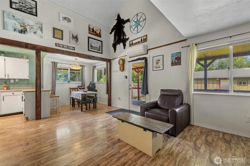 22205 S Forest Loop Granite Falls WA 98252