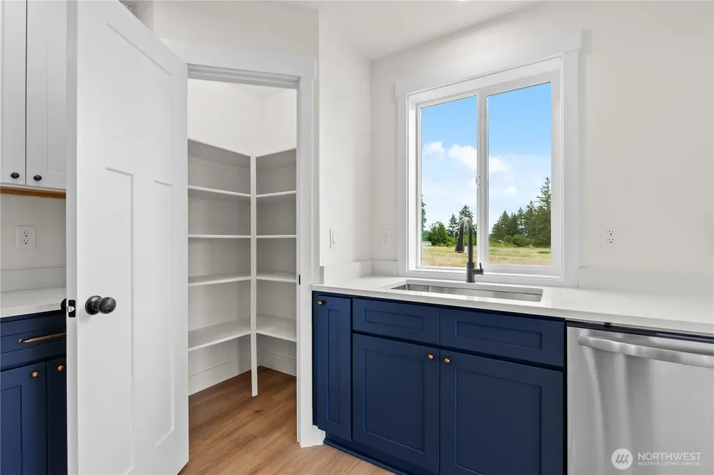 19 Anchor Way Loop Cathlamet WA 98612