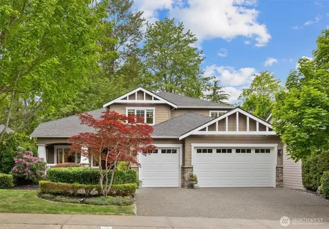 1021 271st Avenue SE Sammamish WA 98075