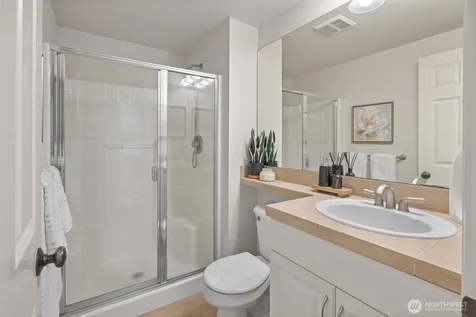 1021 271st Avenue SE Sammamish WA 98075