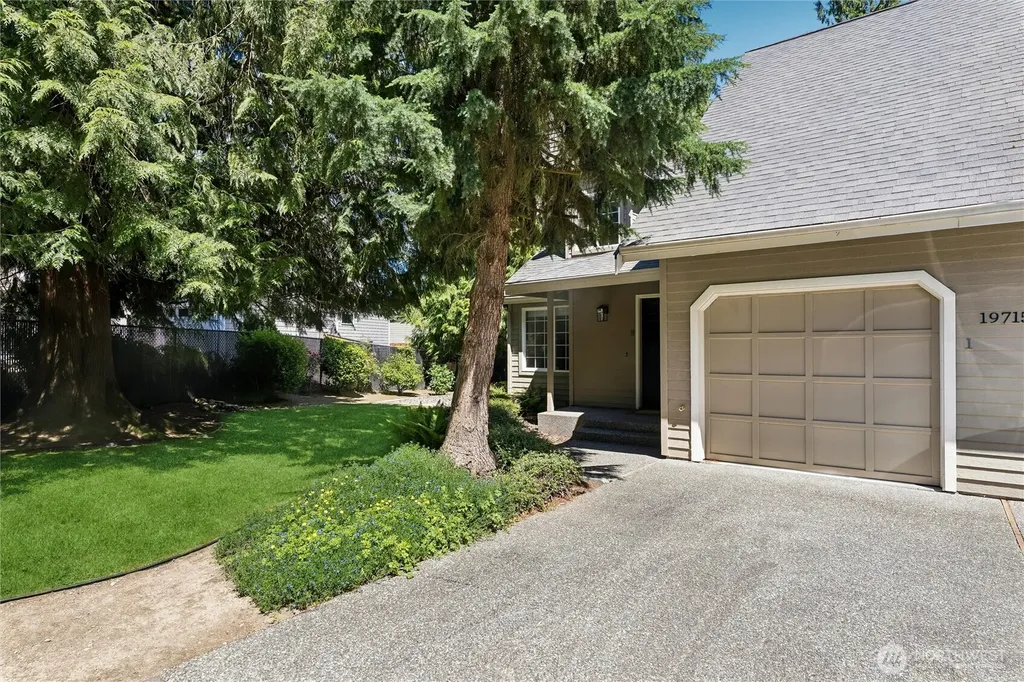 19715 Bing Road Lynnwood WA 98036