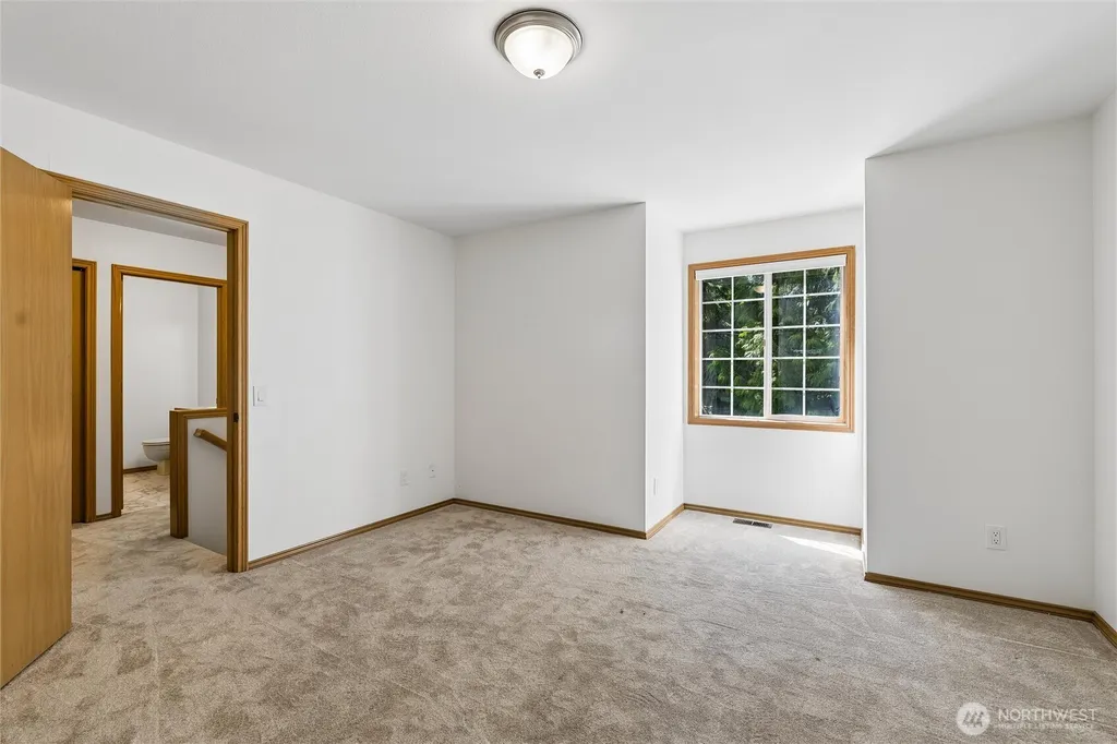 19715 Bing Road Lynnwood WA 98036