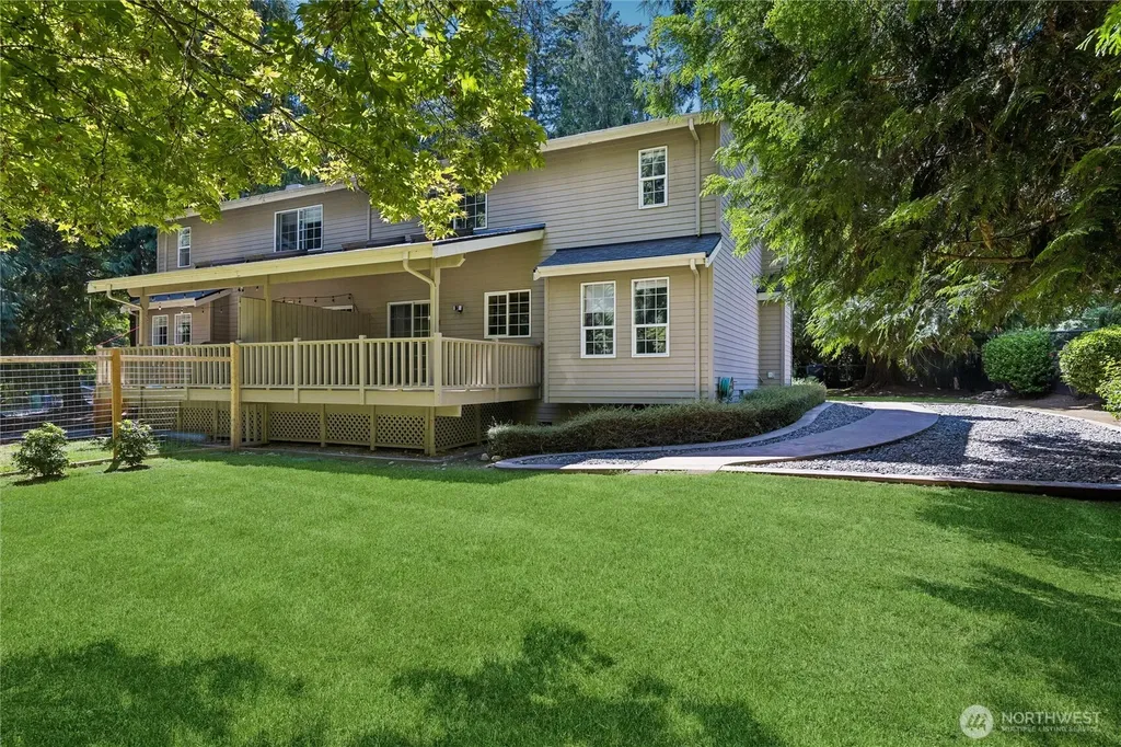 19715 Bing Road Lynnwood WA 98036