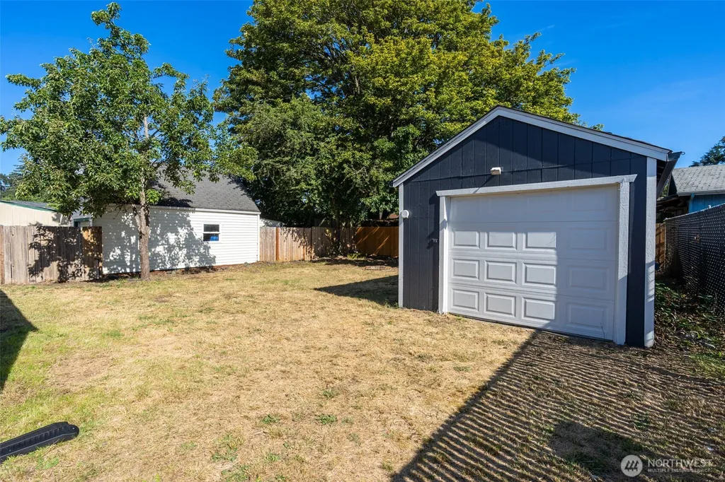 859 118th Street S Parkland WA 98444