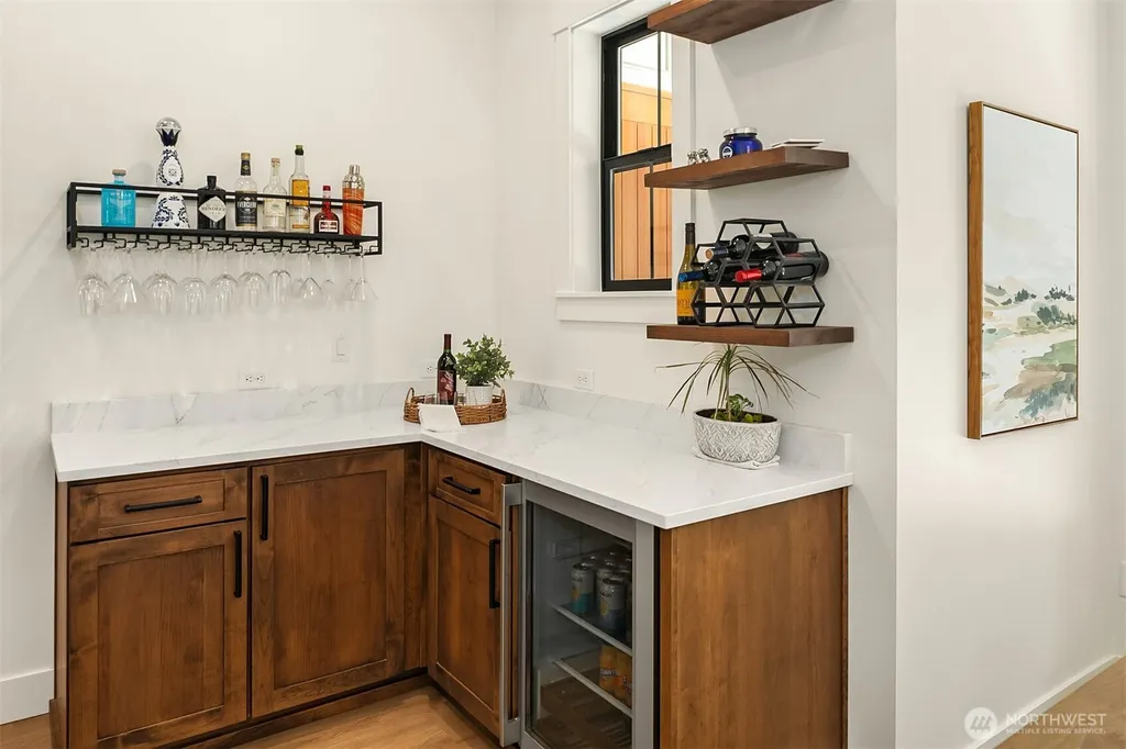 24926 SE 162 Street Issaquah WA 98027