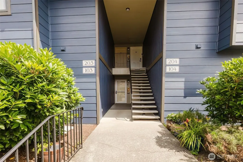 3580 Narrows View Lane NE Bremerton WA 98310