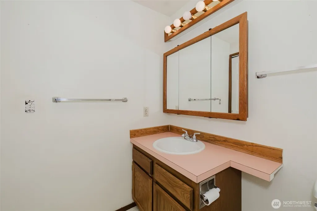 3580 Narrows View Lane NE Bremerton WA 98310