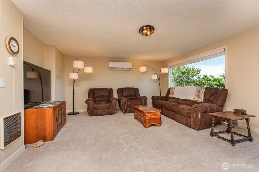 408 W Eunice Street Sequim WA 98382