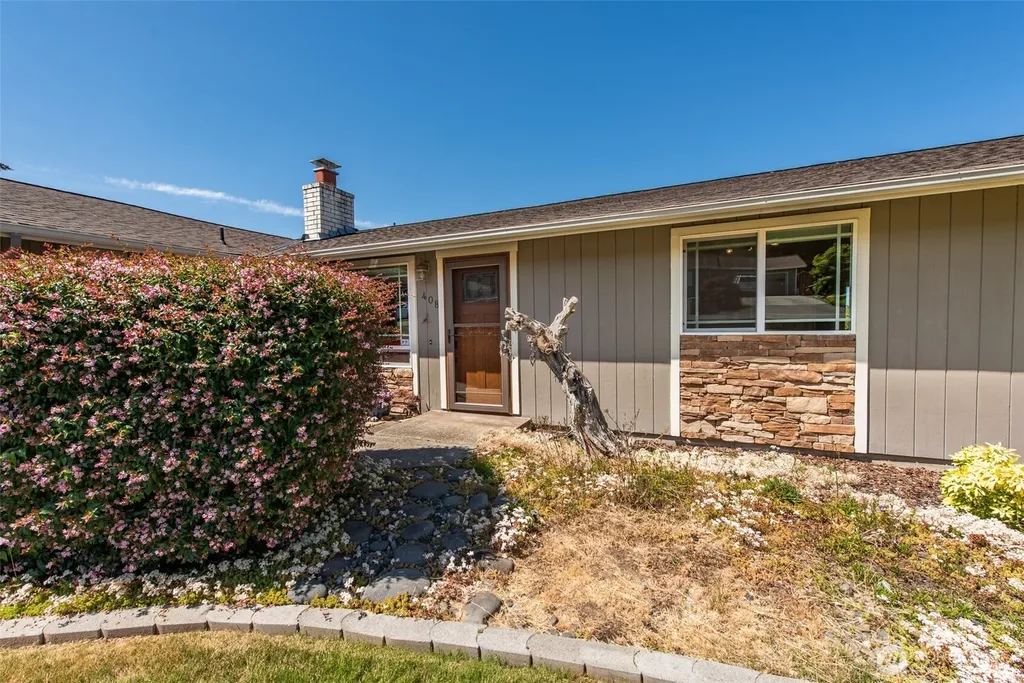 408 W Eunice Street Sequim WA 98382