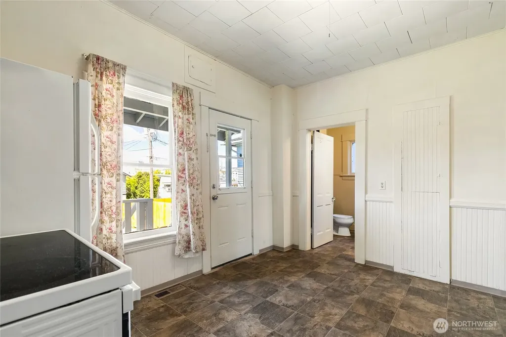 1417 N Garden Street Bellingham WA 98225
