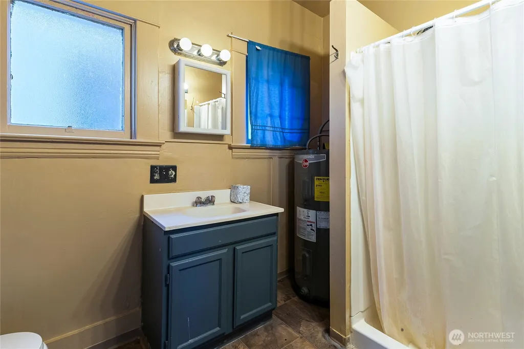 1417 N Garden Street Bellingham WA 98225