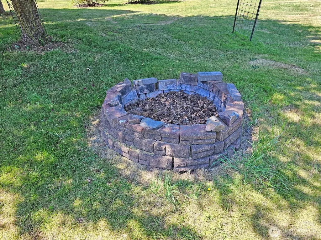 106 Maulwee Drive Silver Creek WA 98585