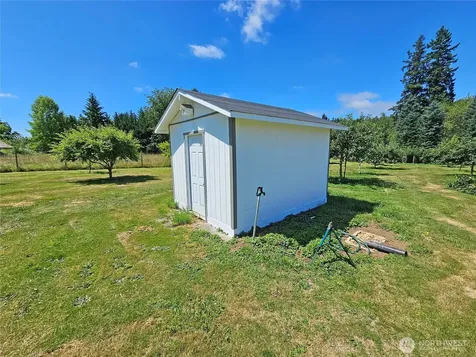 106 Maulwee Drive Silver Creek WA 98585