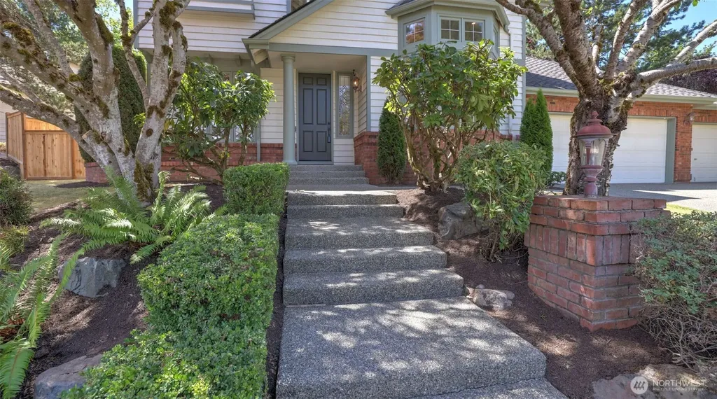 10711 177th Court NE Redmond WA 98052