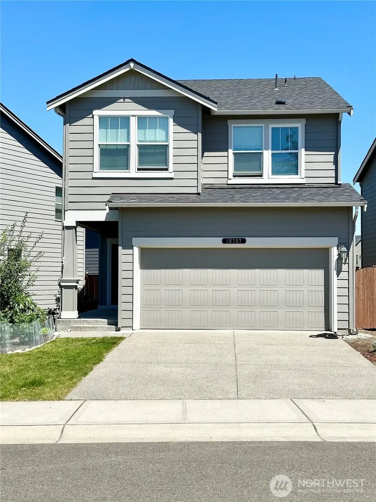 18757 Lipoma Place E Puyallup WA 98374