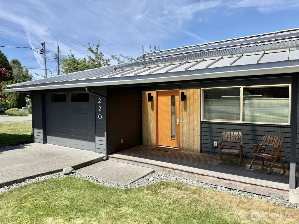 220 Sixth Street Langley WA 98260