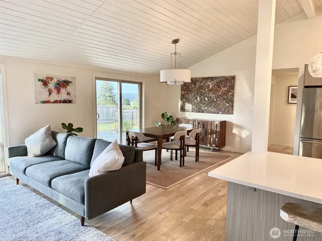 220 Sixth Street Langley WA 98260