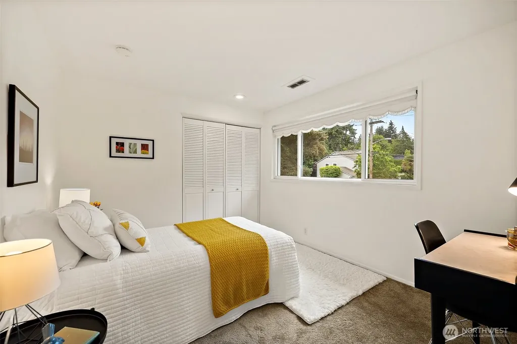 10602 NE 60th Street Kirkland WA 98033