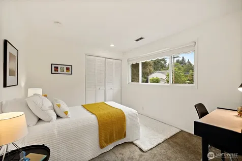 10602 NE 60th Street Kirkland WA 98033