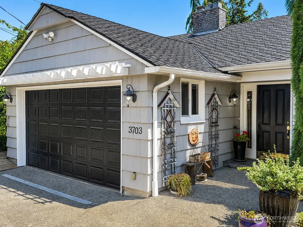 3703 Federal Avenue Everett WA 98201