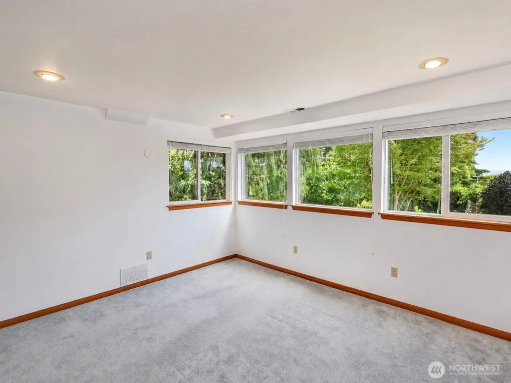 3703 Federal Avenue Everett WA 98201