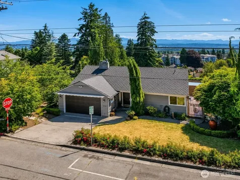 3703 Federal Avenue Everett WA 98201