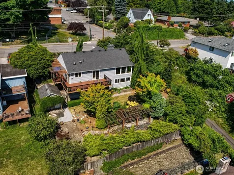 3703 Federal Avenue Everett WA 98201