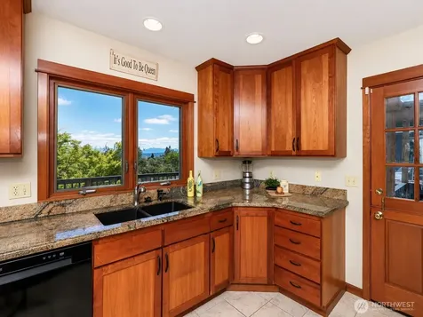 3703 Federal Avenue Everett WA 98201