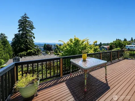 3703 Federal Avenue Everett WA 98201