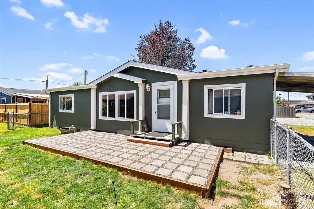 214 Gibson Street Sedro Woolley WA 98284