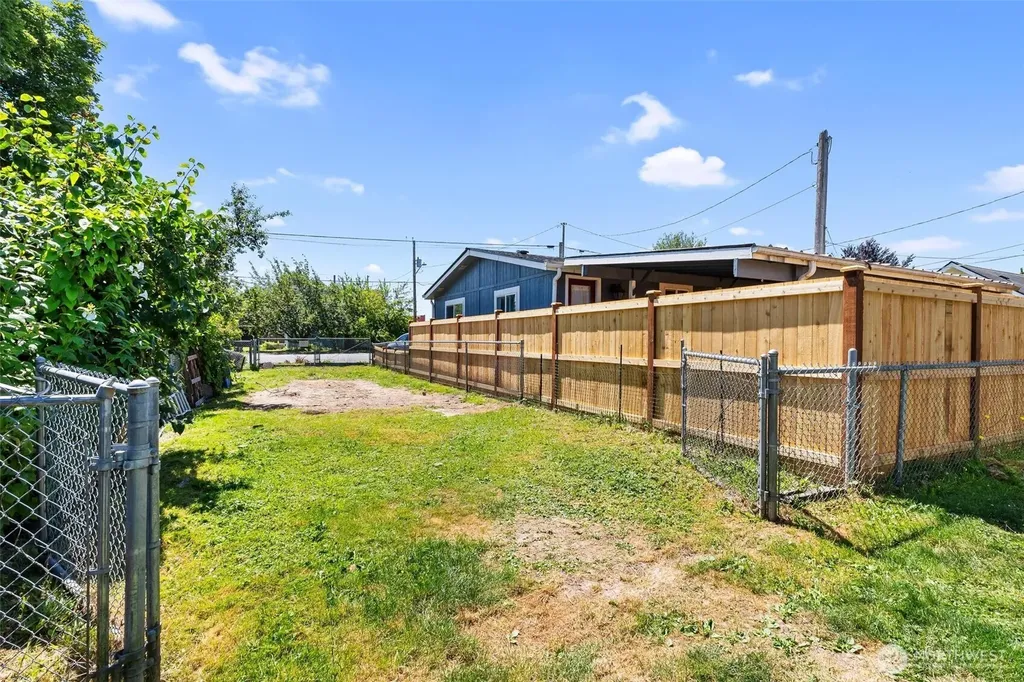 214 Gibson Street Sedro Woolley WA 98284