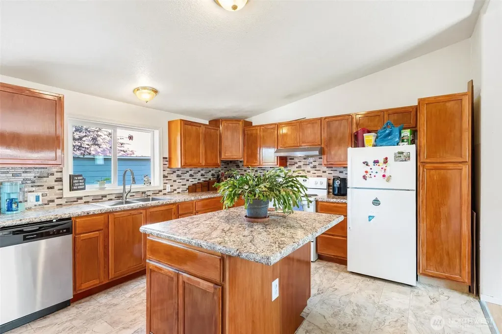 214 Gibson Street Sedro Woolley WA 98284